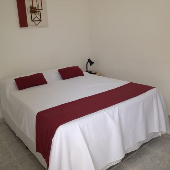 Unibarao Hotel -Proximo As Universidades Unicamp-Puc-Hospitais -Bancos-Restaurantes-Praca Capital -Shopping Dom Pedro - Expo Dom Pedro-Ceasa Campinas  Luaran gambar